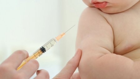 ДДСҰ балаларды коронавирусқа қарсы вакциналауға рұқсат етті