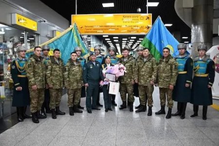 Десантшы қыз II дәрежелі "Айбын" орденімен марапатталды