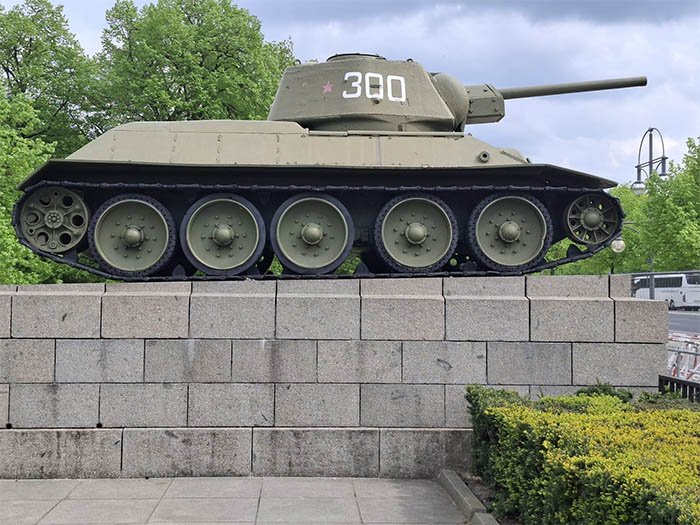 Рейхстагқа танкпен кірген қазақ