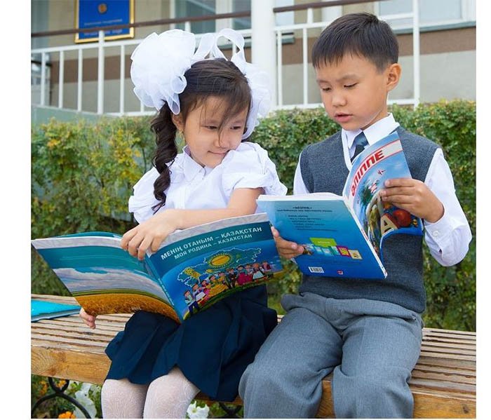 “Өзге тілдің  бәрін біл,  өз тіліңді құрметте!”