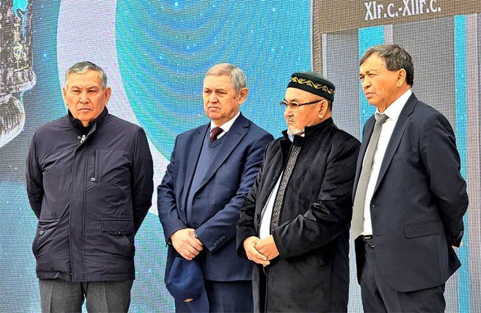 Ұлылар салған жолдардан –  бабалар ізін іздеген