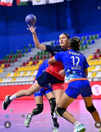 ГАНДБОЛ: СПОРТШЫЛАРЫМЫЗ АЗИЯ ОЙЫНДАРЫНЫҢ ТОПТЫҚ КЕЗЕҢДЕРІНДЕ ЖЕҢІСКЕ ЖЕТТІ