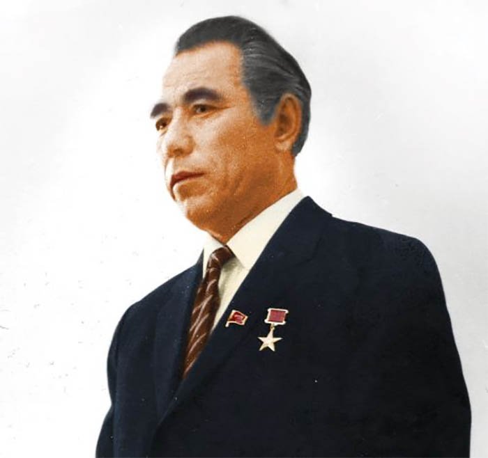 Ұлтын сүйген ер еді