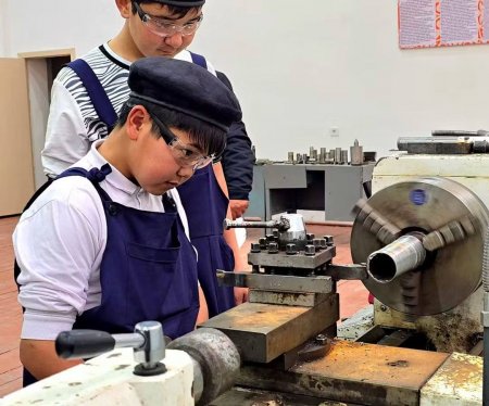 ЖАҢАҚОРҒАНДА ЖҰМЫСШЫ МАМАНДЫҚТАРЫ ЖЫЛЫ АЯСЫНДА ОБЛЫСТЫҚ СЕМИНАР ӨТТІ