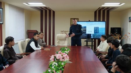 «Заң мен тәртіп» қағидасы аясында Абылай хан атындағы жоғары колледжінің студенттерімен профилактикалық кездесу
