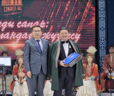 ТҮРКІСТАН «КОНГРЕСС ХОЛЛ» КЕШЕНІ: ЖАҢАҚОРҒАНДАҒЫ ЖҮЗДЕСУ