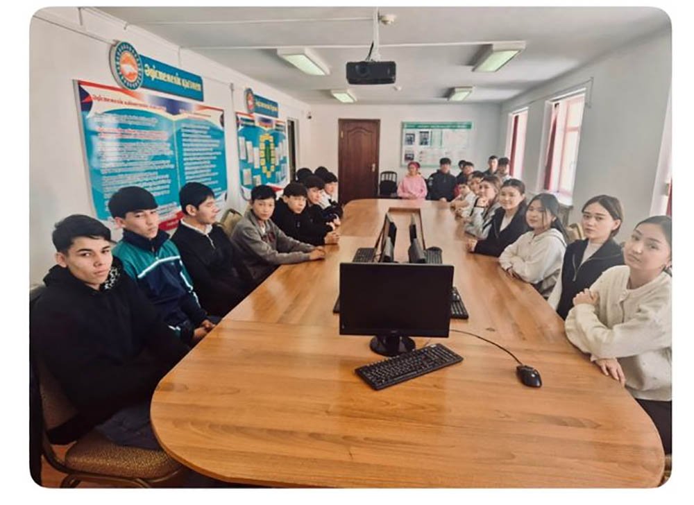 «Бақытты отбасы» жобасы аясында «Ата анаға құрмет» тақырыбында дөңгелек үстел