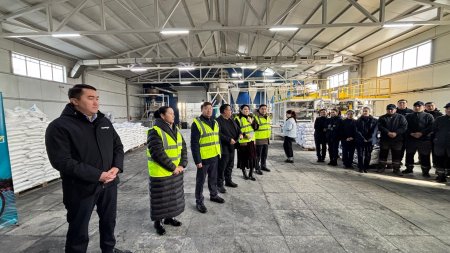 «Ассоль» тұз зауытында жаңа Конституция жобасы талқыланды