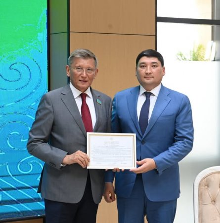 «ЖҮРЕКТЕГІ ЖАПЫРАҚ» КІТАБЫНЫҢ ТАНЫСТЫРЫЛЫМЫ ӨТТІ